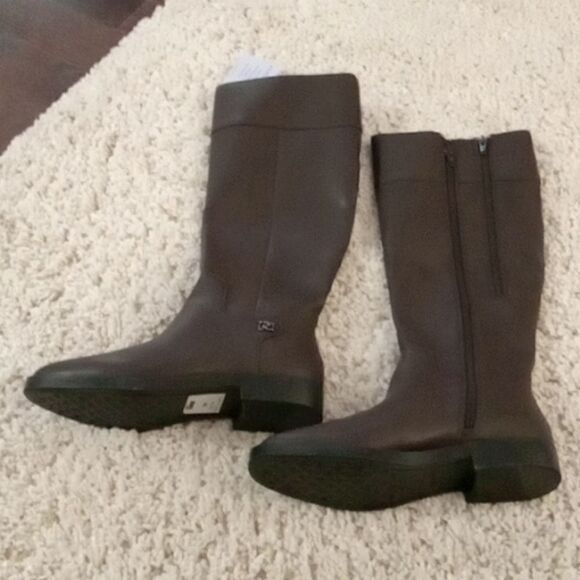 Aerosoles Taba brown faux leather tall shaft riding boot with 1" heel size 7 NWT - Picture 4 of 8